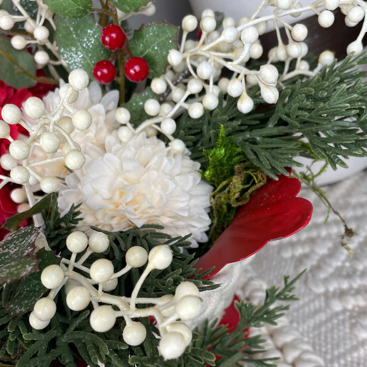 Red and Cream Christmas Centerpiece with Carnations and Macramé Bowl
