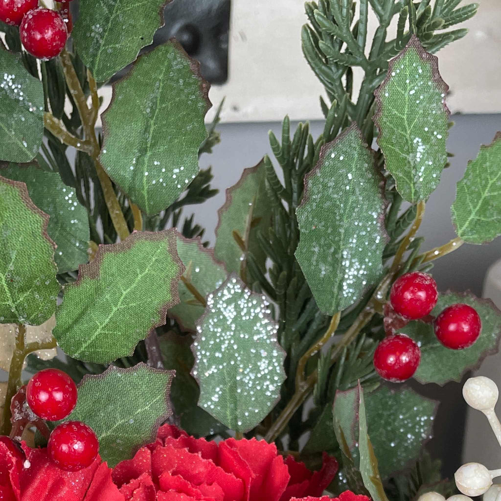 Red and Cream Christmas Centerpiece with Carnations and Macramé Bowl