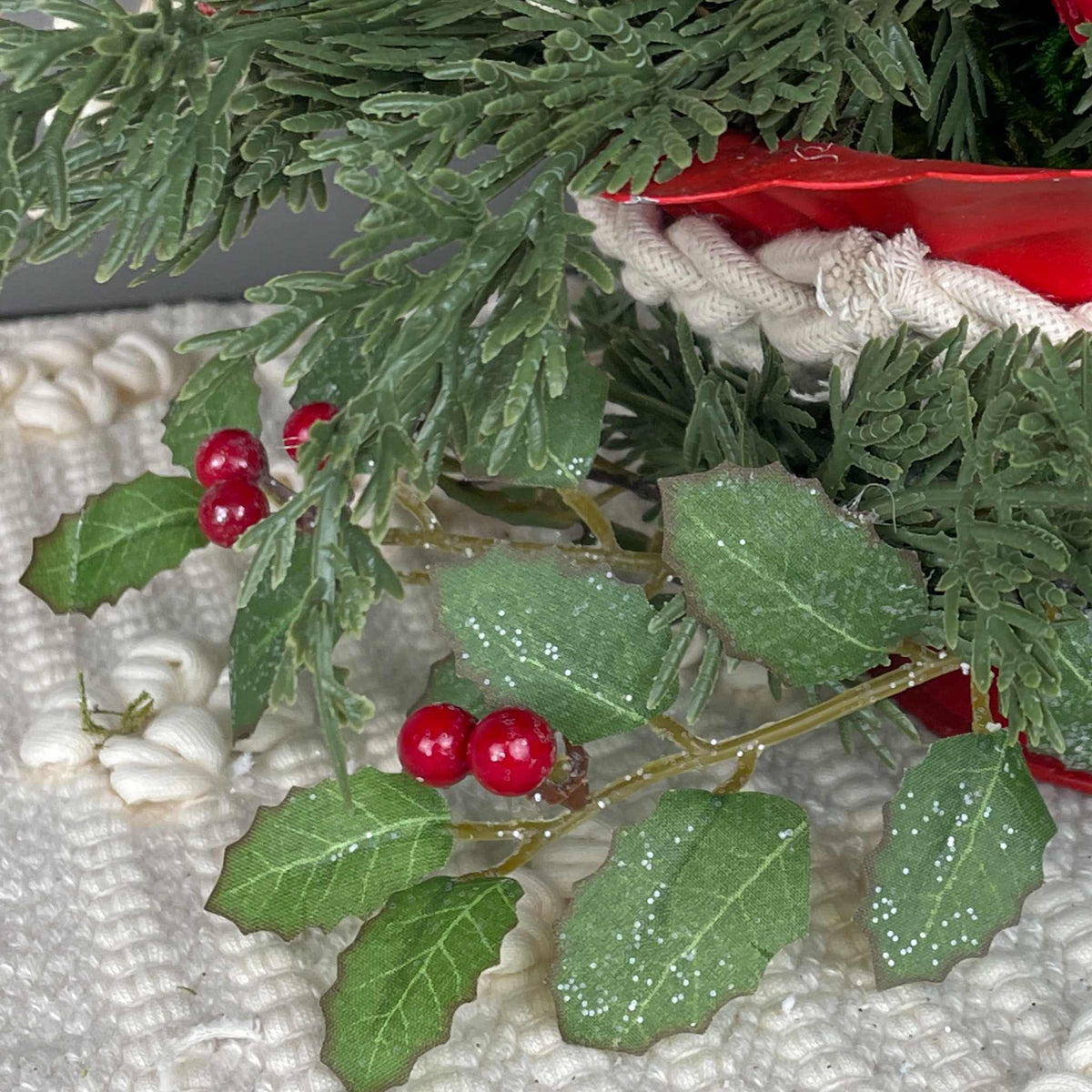 Red and Cream Christmas Centerpiece with Carnations and Macramé Bowl