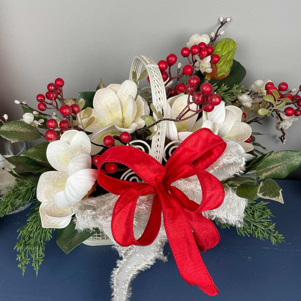Christmas Floral Centerpiece Cream Basket Red Berries Magnolia Winter